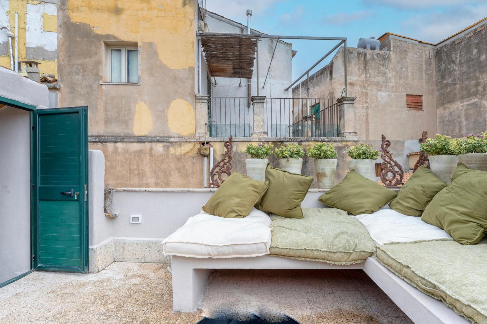 Zioli Bed & Breakfast Noto Exterior photo