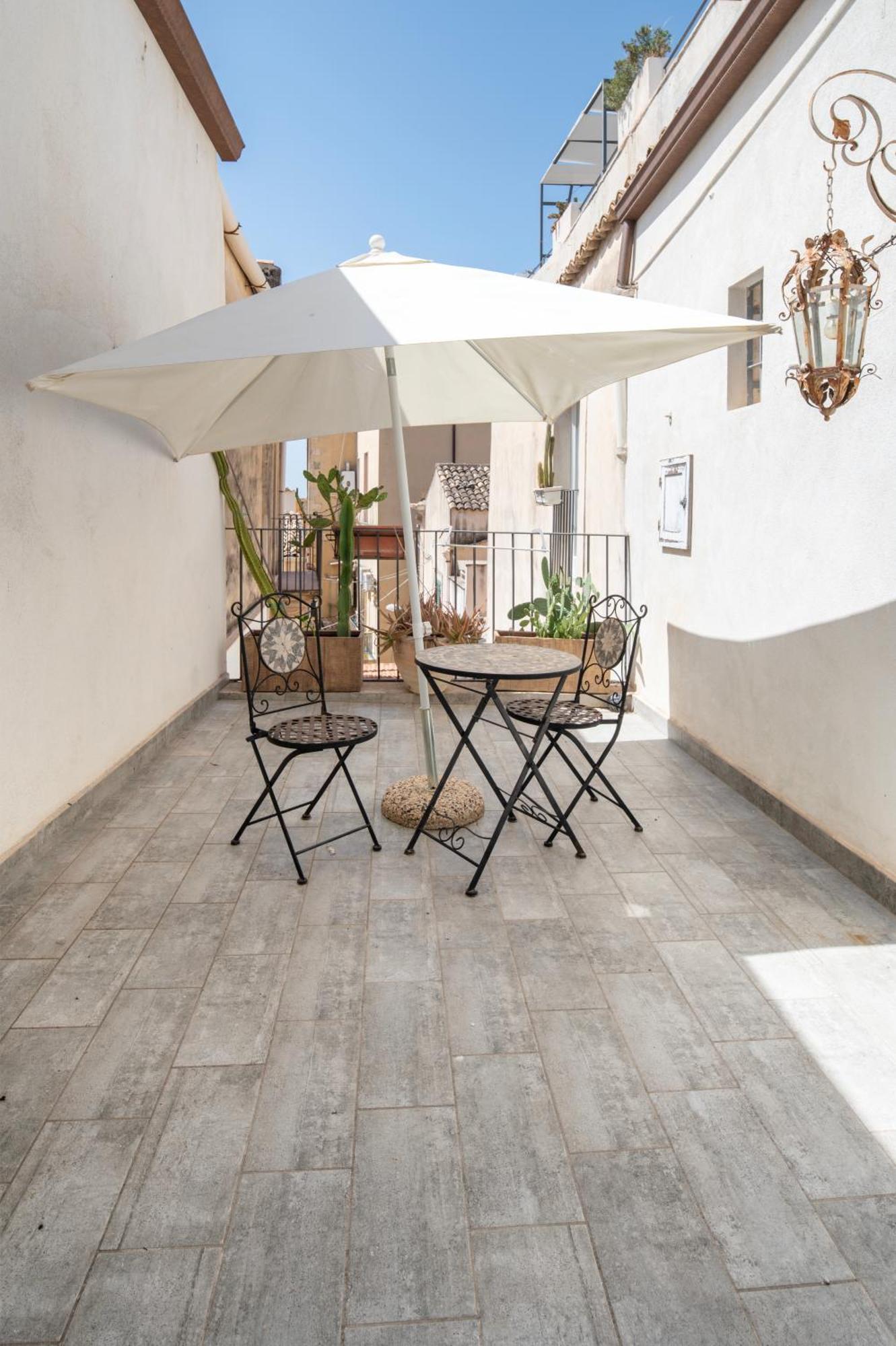 Zioli Bed & Breakfast Noto Exterior photo