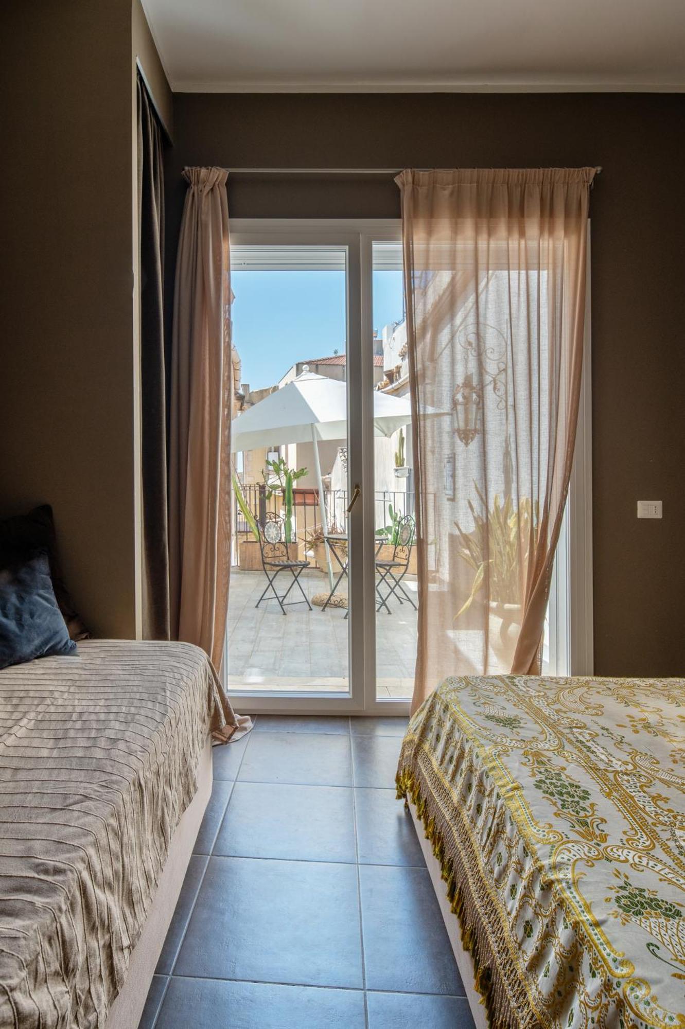 Zioli Bed & Breakfast Noto Exterior photo